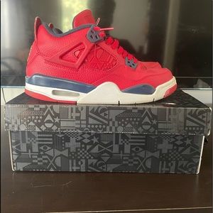 Jordan retro 4 fiba